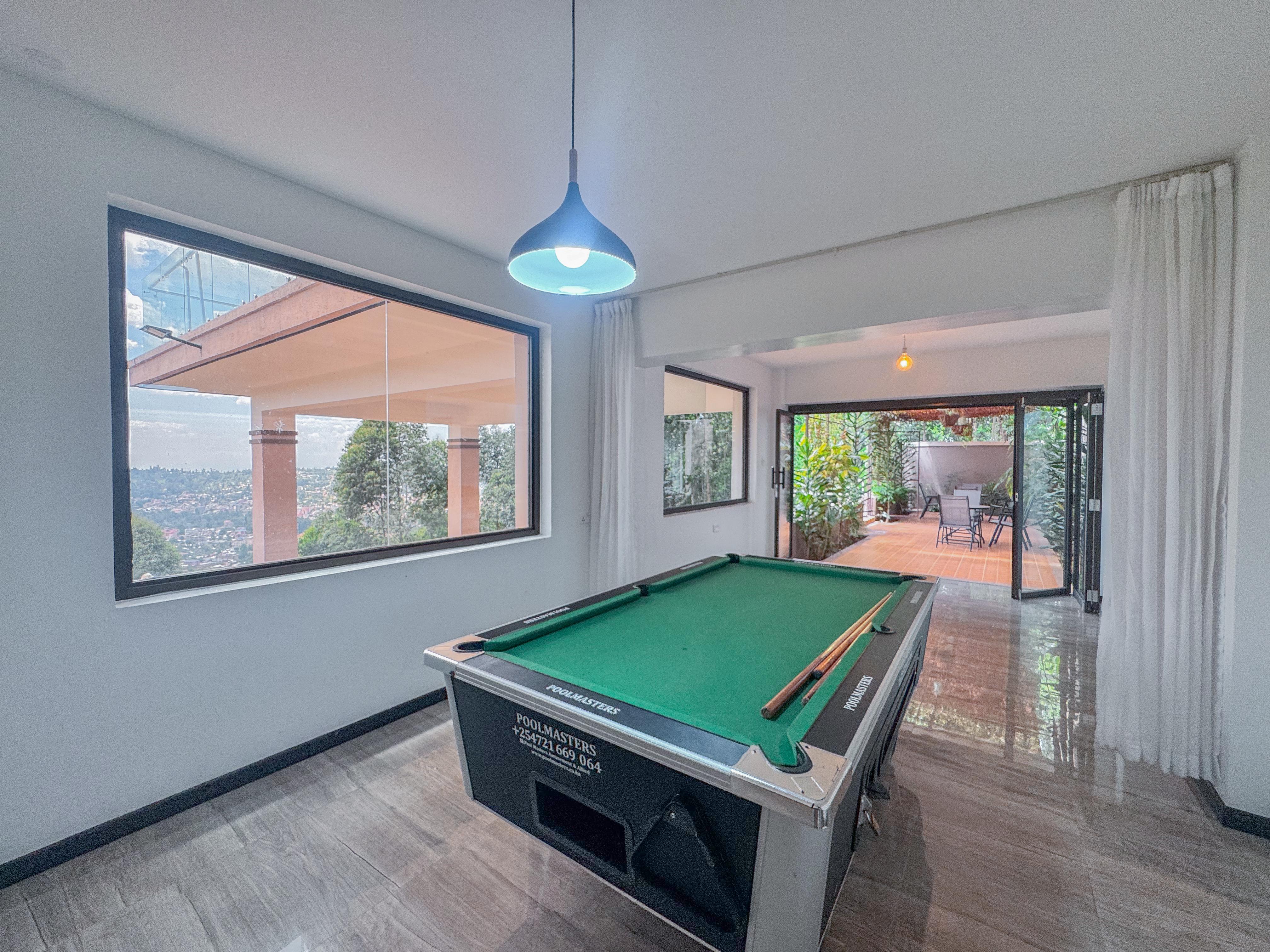 Basement Games Bar